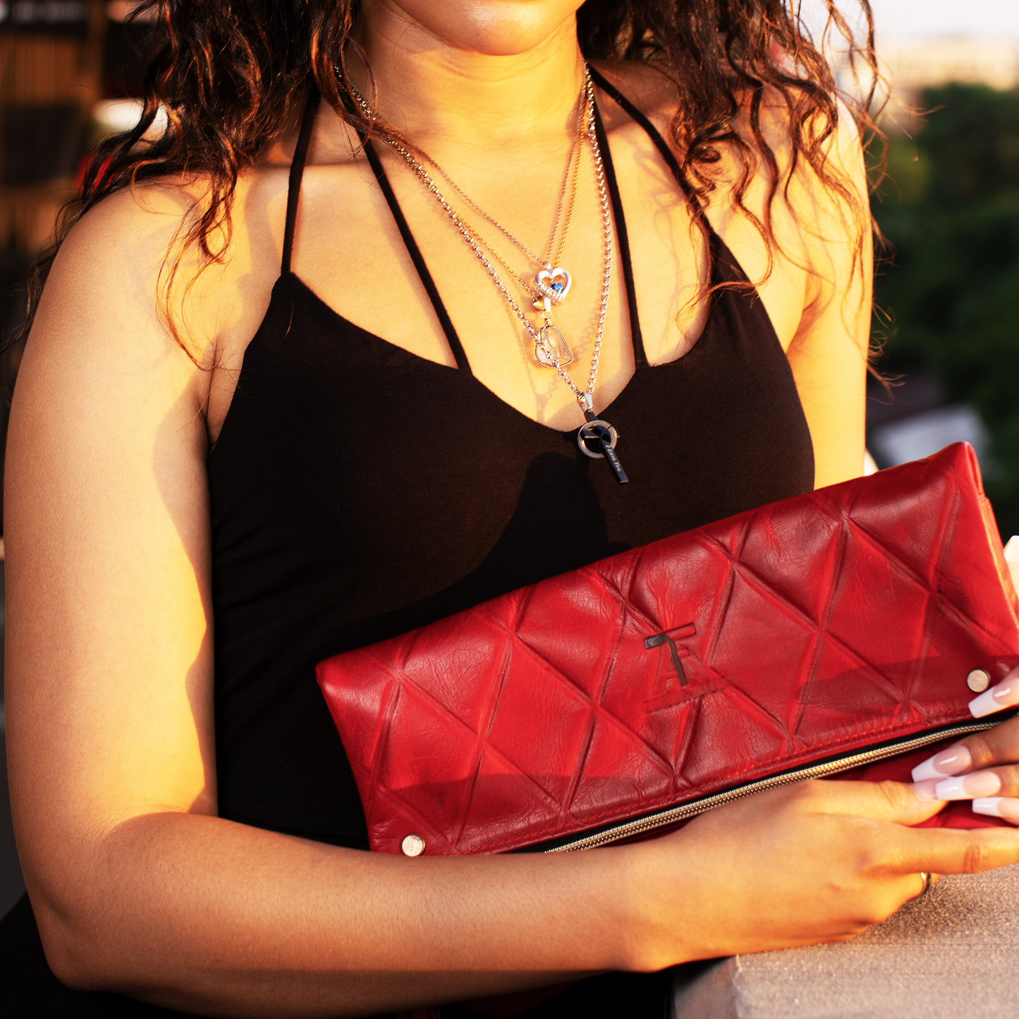 Garnet KAYE clutch